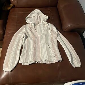 Long sleeve beach sweater